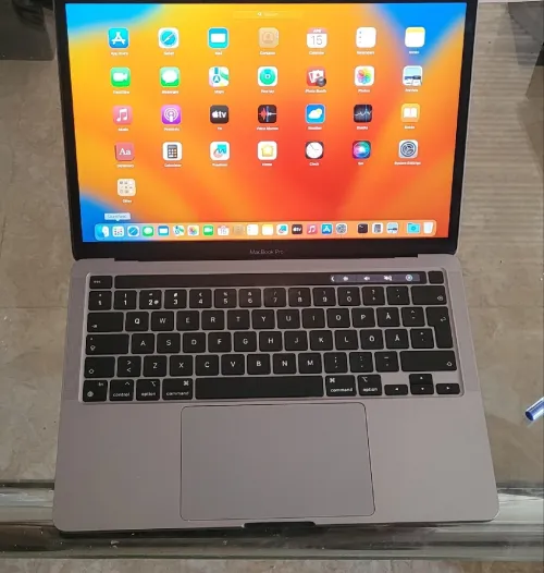 Macbook pro M2