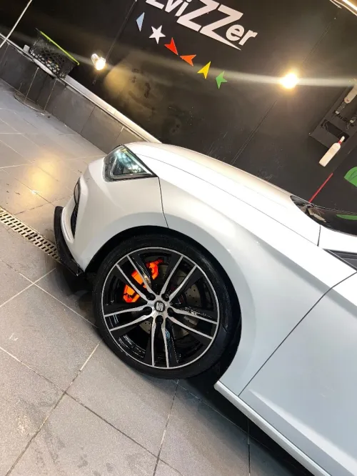 Cupra  Leon 2019 Cupra la 300🐎🐎🇩🇪🇩🇪