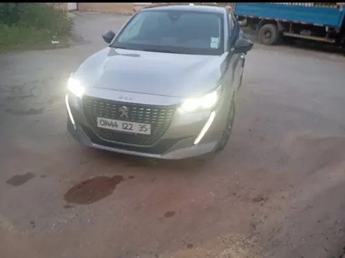 Peugeot 208 2022 Allure