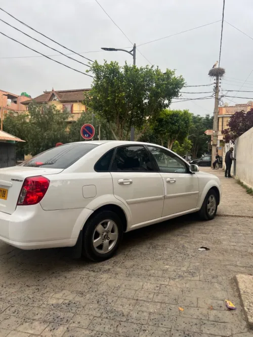 Chevrolet Optra 4 portes 2011 Optra 4 portes