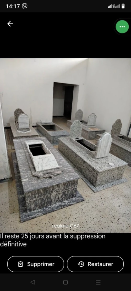 Tombe funéraire et pierre tombale en Marbre et granit