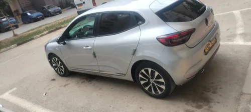 Renault Clio 5  2023 Evolution