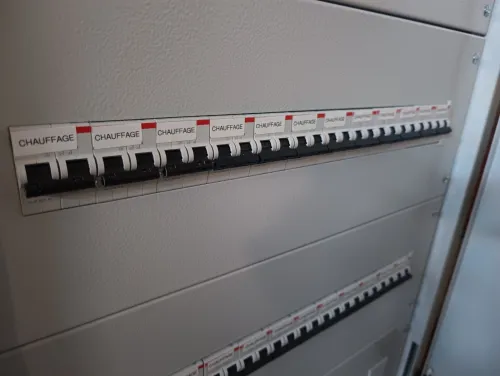 Tablautier, Montage et Cablage armoire électrique 