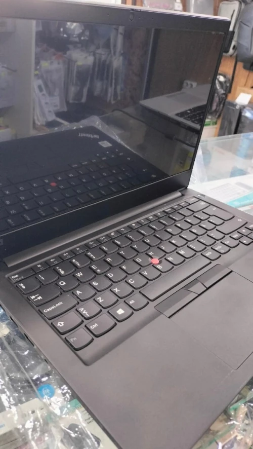 LENOVO I3
