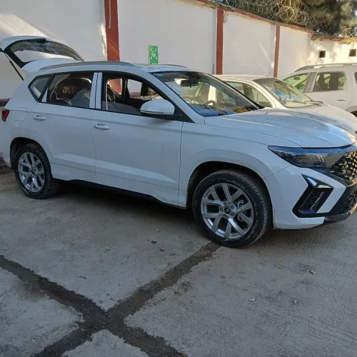 Volkswagen Jetta 2025 Vs5
