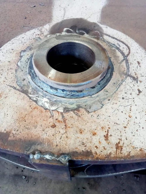 Soudeur soumi automatique ET arc 