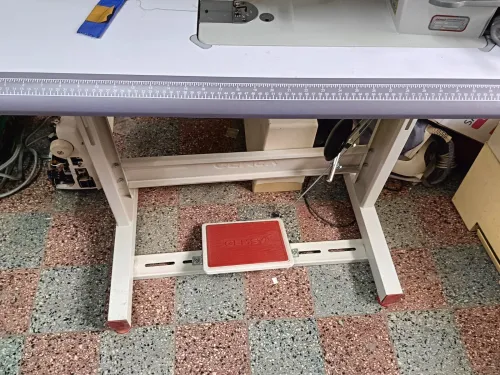 آلة خياطة جديدة