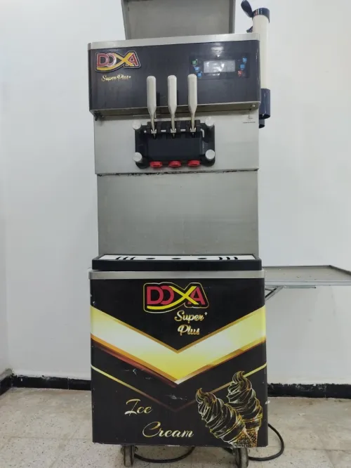 MACHINE A GLACE DOXA SUPER PLUS