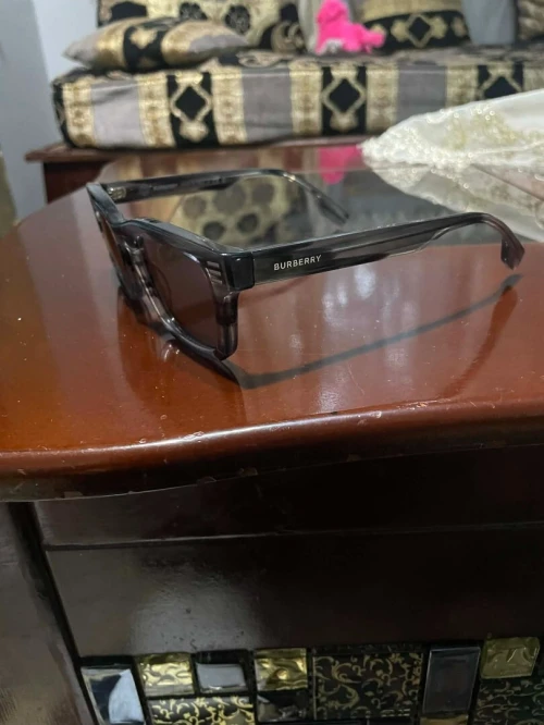 Lunette Burberry