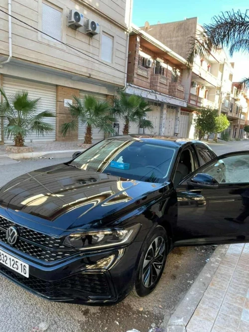 Volkswagen Passat 2025 Life Plus