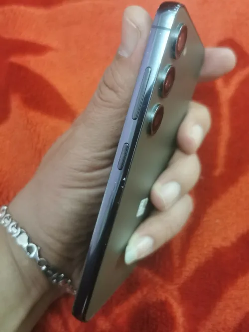 Samsung S23