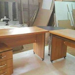 ensemble de bureaux 