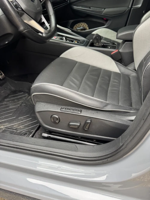 Volkswagen Golf 8 2022 GTD