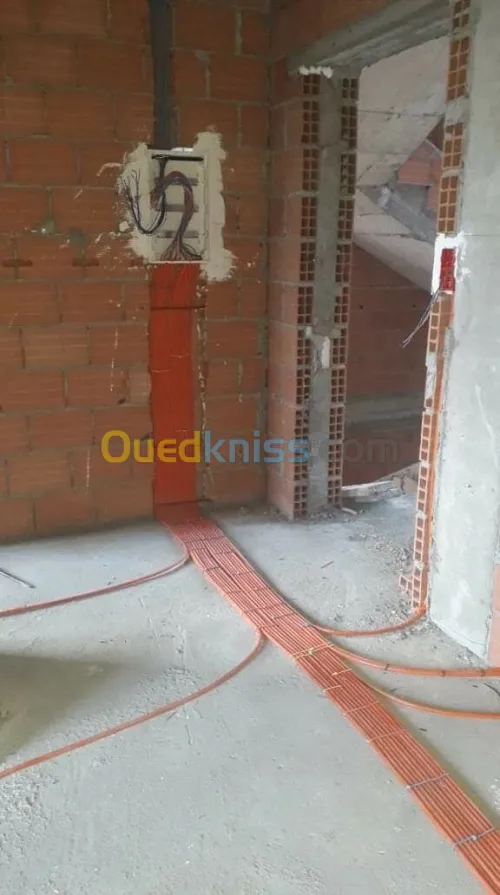 أسامة كهربائي