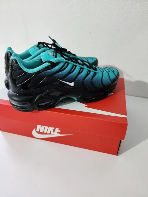 Air Max Plus Aqua