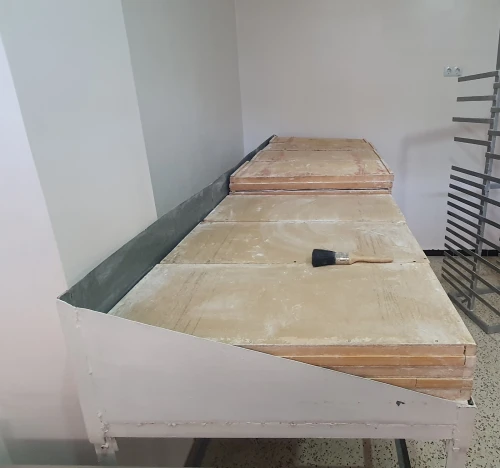  table galvanisée