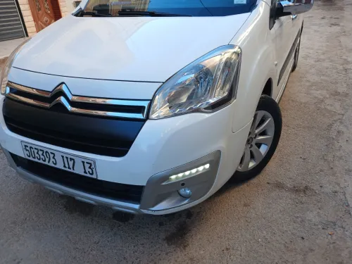 Citroen Berlingo Multispace 2017 XTR Plus