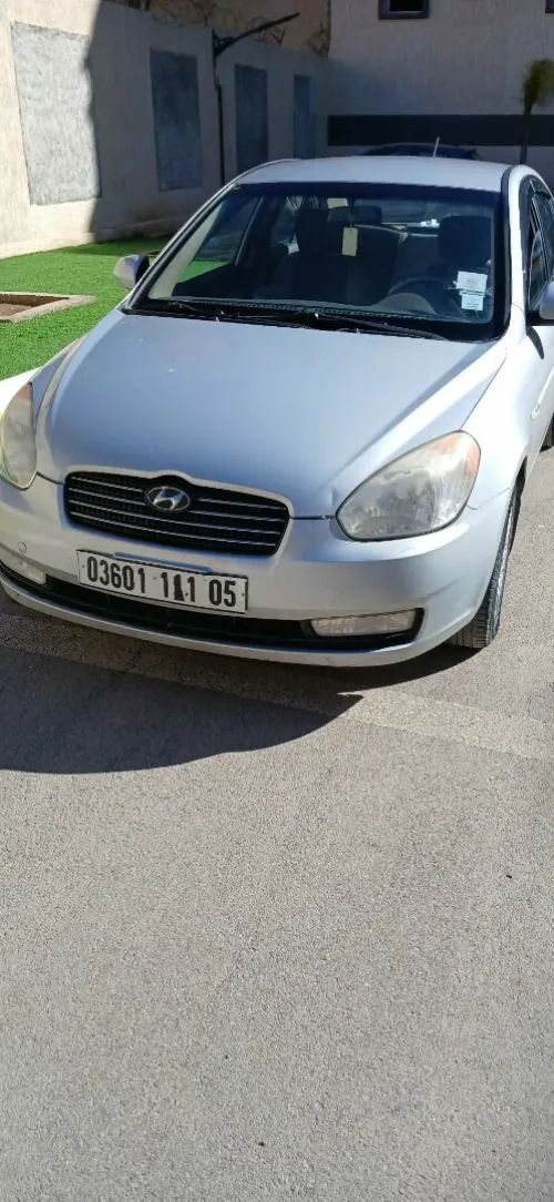 Hyundai Accent RB  4 portes 2011 Accent RB  4 portes