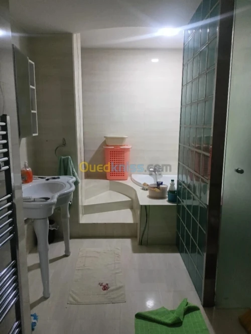 Vente Appartement F5 Alger Hydra