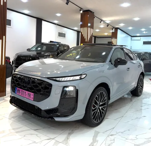Audi Q3 2026 S LINE