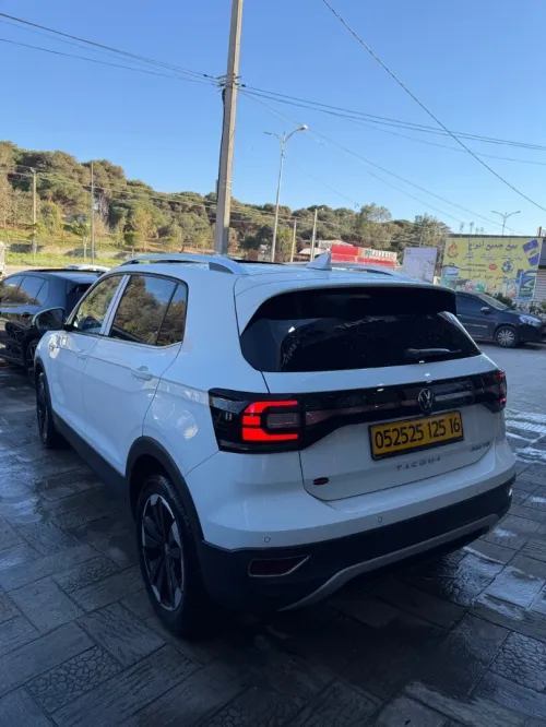 Volkswagen TACOUA 2025 R Line