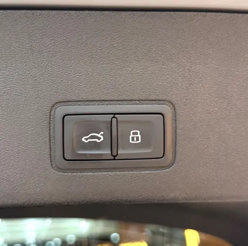 Audi Q3 2026 S LINE