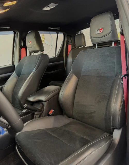 Toyota HILUX 2025 GR
