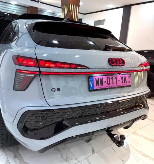 Audi Q3 2026 S LINE