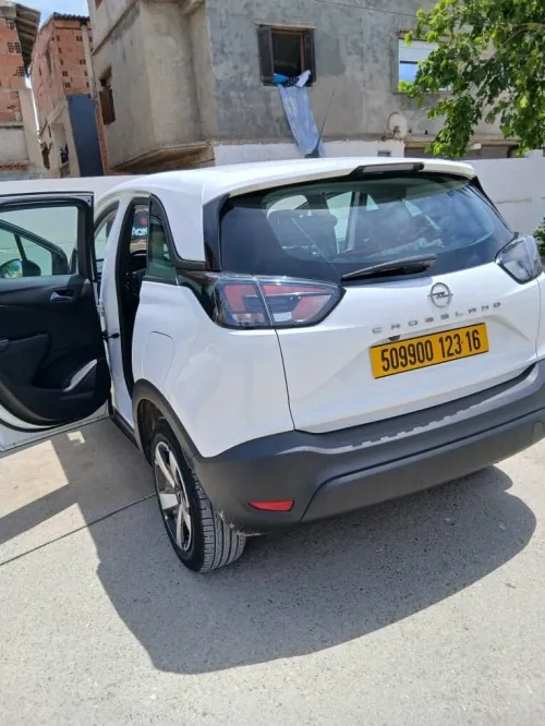 Opel Crossland 2023 