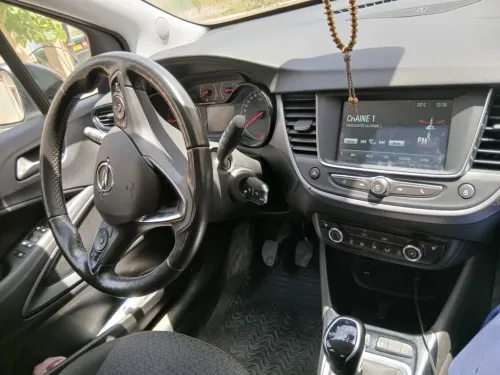 Opel Crossland 2023 