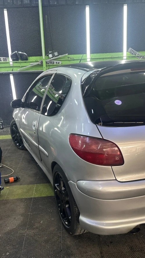 Peugeot 206 2003 S16