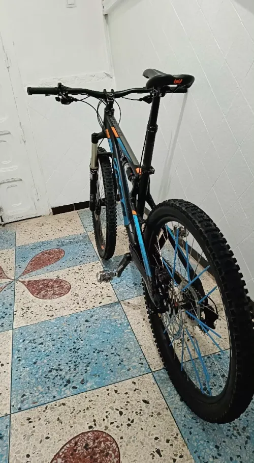 Vélo Kona precept 150