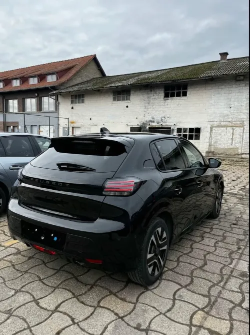 Peugeot 208 2024 Allure Pack
