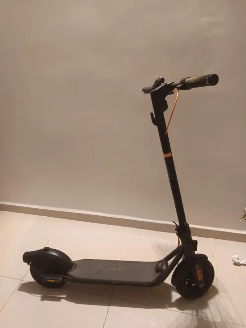 Scooter Ninebot F2 plus