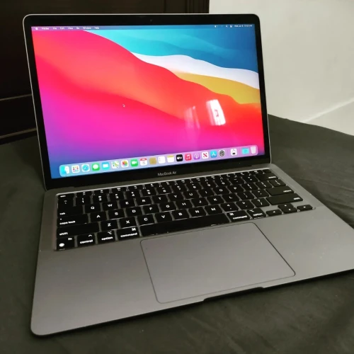 MacBook air M1 