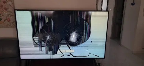 TV SAMSUNG UA55 écran cassé