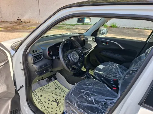 Suzuki Swift 2026 Glx monte carlo