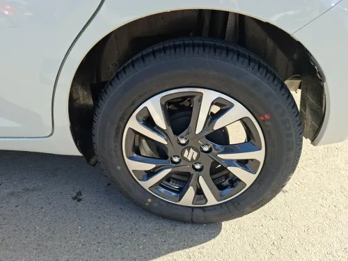 Suzuki Swift 2026 Glx monte carlo