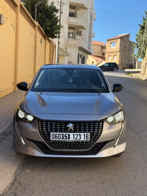 Peugeot 208 2023 Allure Pack
