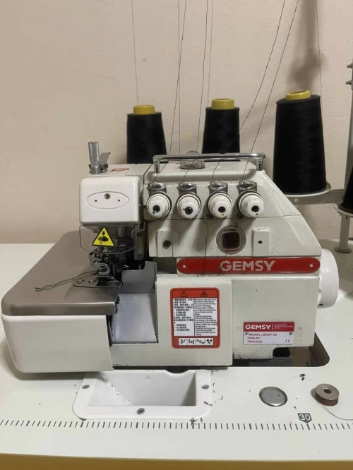 متريال تاع ورشة للبيع des machines à coudre avendre