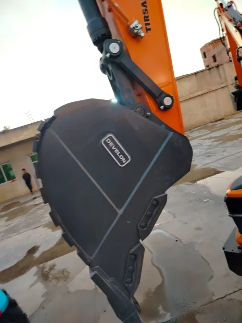 360 Develon 2025