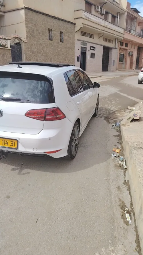Volkswagen Golf 7 2014 R line