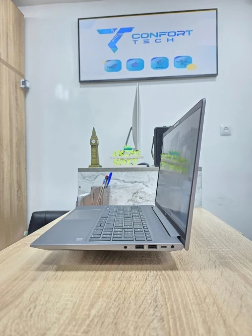 [VENDU] HP ZBOOK POWER 15.6 G10 Ryzen 9 7940HS/780M &  RTX 2000 ADA 8GB 64GB RAM/1TB SSD
