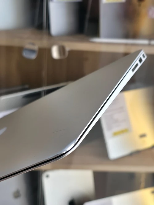 MacBook Air i5 2015   13.3 2015 8 GB/128GB