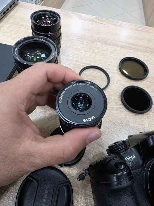 Caméra : Panasonic Lumix GH4 + 4 Objectifs