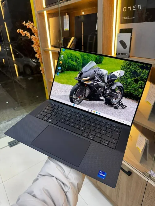 DEL XPS 9530 15.6" 4K TACTILE  i7 13700H & RTX 4060  32GB/1TB