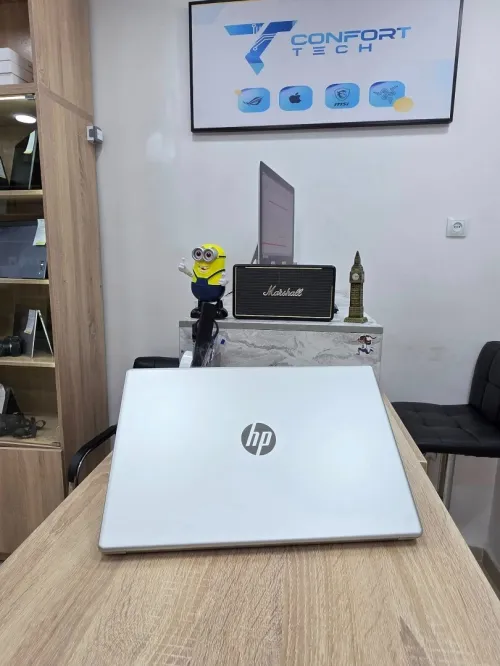 HP LAPTOP 15  15.6  Ryzen 5 7520U 16GB /512GB  