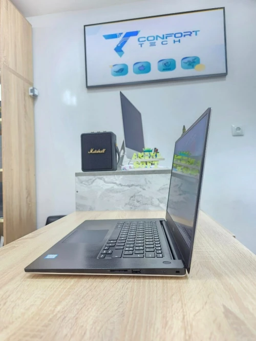DELL XPS 7590 15.6 "i9 9980HK & GTX 1650 (16GB /512 GB)