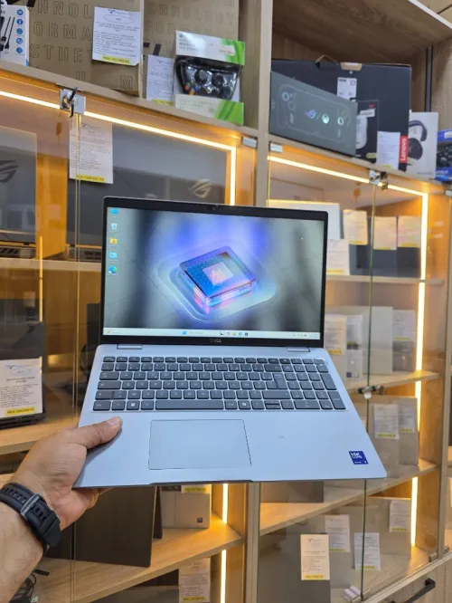 DELL LATITUDE 5550  Ultra 5 135U  16GB /512GB
