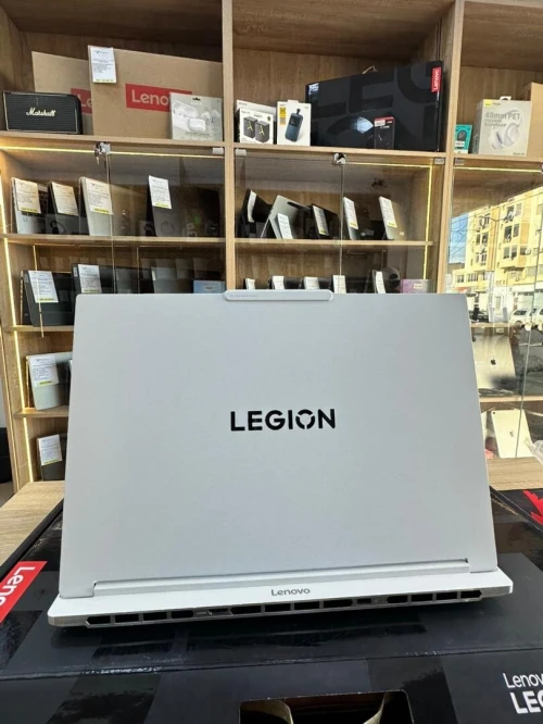 LENOVO LEGION 7 PRO Gen 10 ULTRA 9 275HX & RTX 5070 8GB GDDR6 16" OLED
